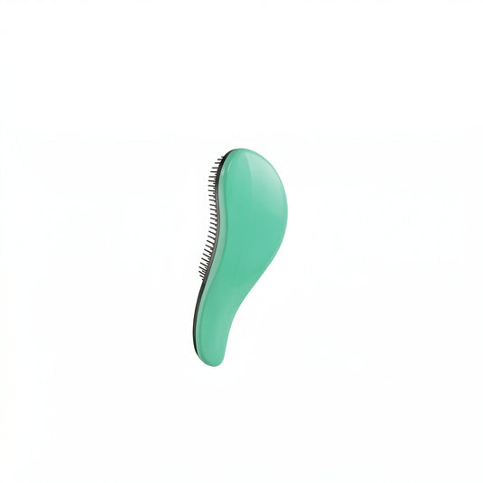 Brosse démêlante pour chiens et chats de couleur vert menthe, dotée d'une forme ergonomique pour une prise en main facile et de picots souples pour un brossage sans douleur.