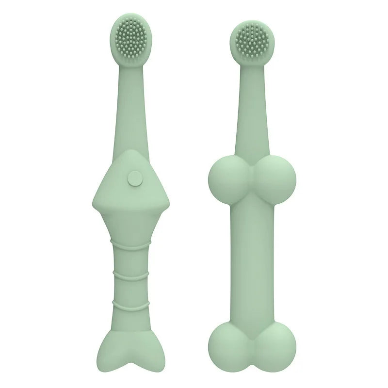 Deux brosses à dents pour chiens et chats en silicone vert clair, l'une en forme de poisson et l'autre en forme d'os, avec des picots souples pour le nettoyage des dents.