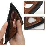Montage photo montrant les trois types de bords en silicone de la brosse anti-poils : dents larges, dents fines et bord lisse pour s'adapter à tous les types de tissus.
