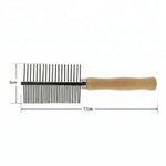Schéma des dimensions du peigne double rangée pour animaux : longueur totale de 17cm et largeur de la tête de brossage de 5cm, sur fond blanc.