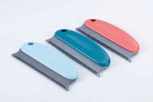 Brosses anti-poils pour animaux en trois couleurs retirant efficacement les poils sur tissus et pelage
